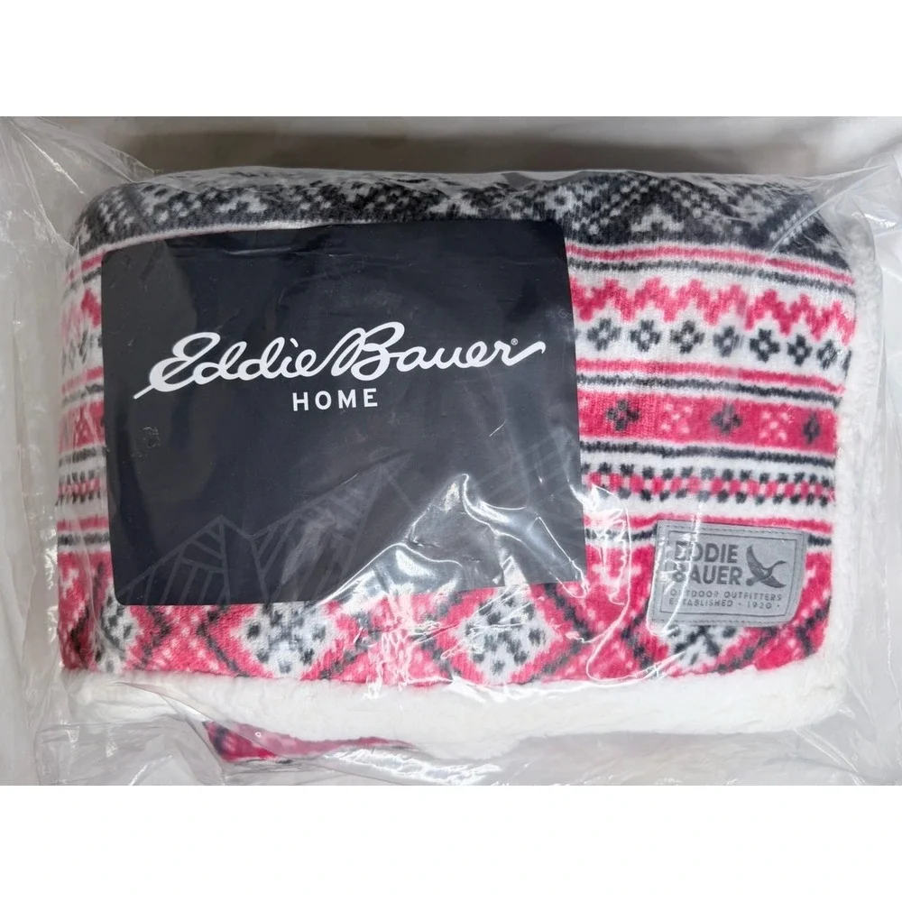 New Eddie Bauer Fair Isle Ultra Sherpa Throw Blanket 50X60 Red White Blue